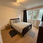 1 Bedroom, 30 Minutes To Centre!
